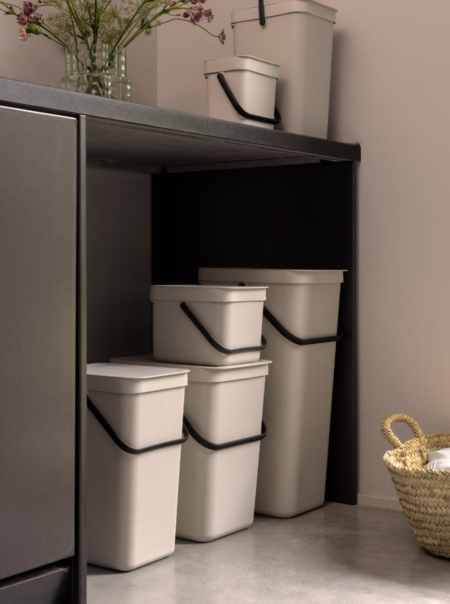 Brabantia Recyclingbox Sort & Go – 6 l – Kunststoff, rechteckig – Beige