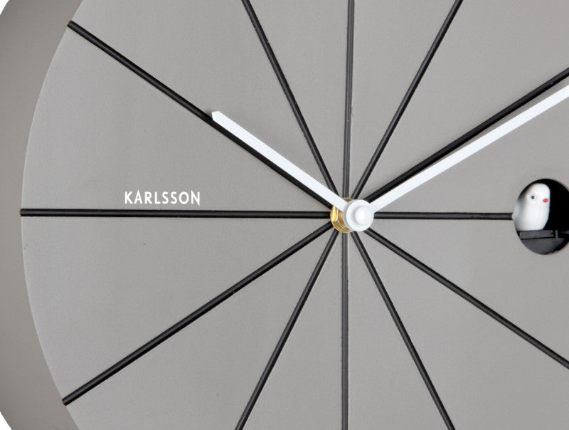 Karlsson Wanduhr Destacado – Ø 28 cm, schwarz, Kunststoff