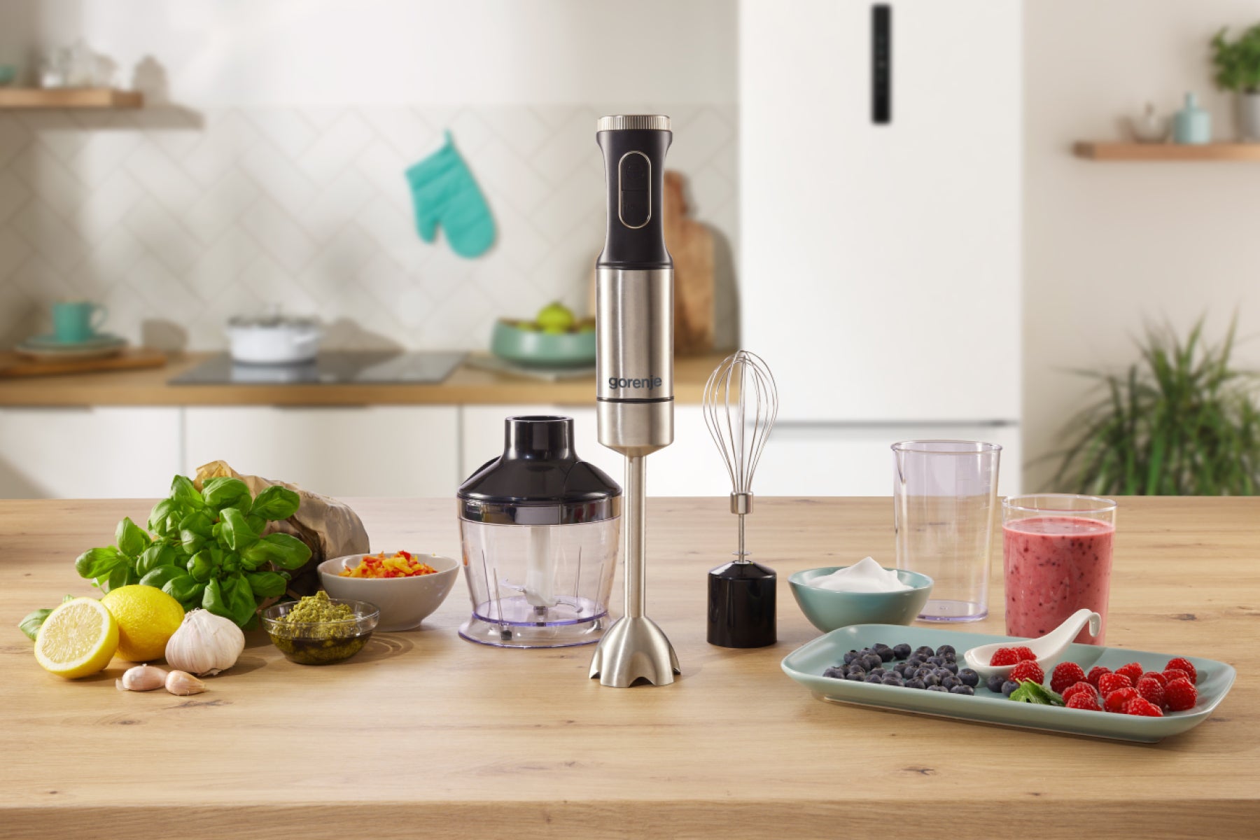 Gorenje Stabmixer HBX1000EB – 0,6 l Mixbecher, 1000 W – Schwarz