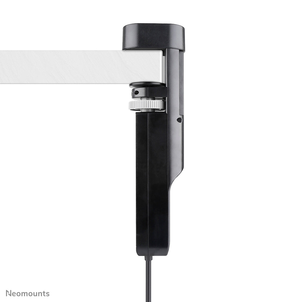 Neomounts DS22-840BL6 – Tisch-Steckdose mit Klemme, 3× 230 V, 2× USB-A + 2× USB-C (PD), 1,4 m, Schwarz