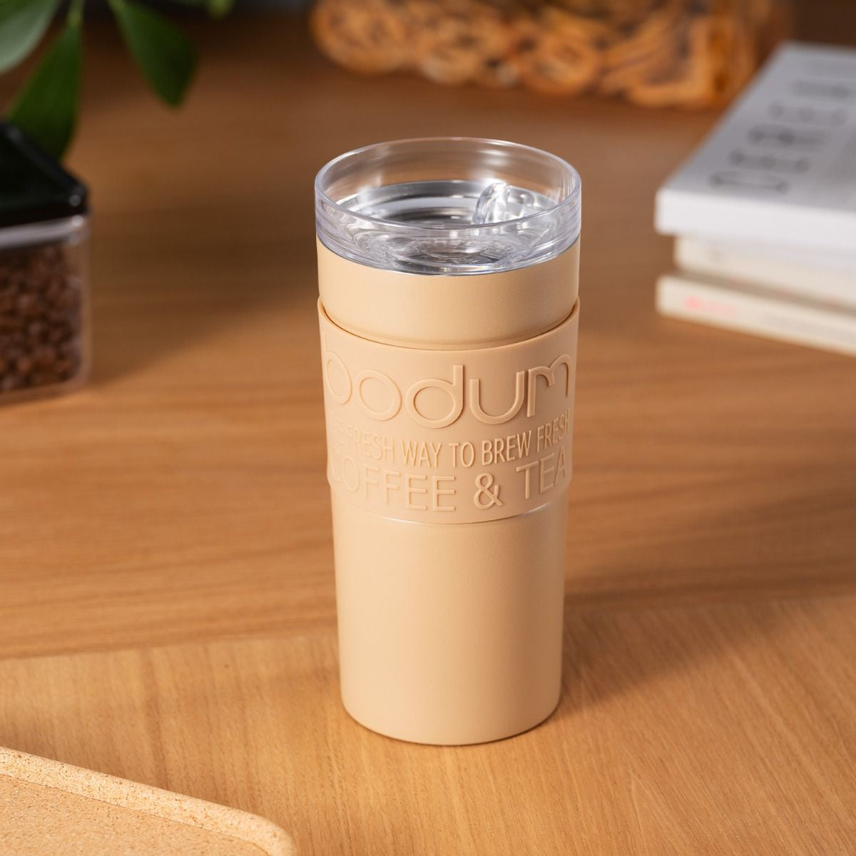 Bodum Thermobecher 11093-500PS-10 – 350 ml, Ø 8,1 cm, H 17,6 cm, Kunststoff/Edelstahl, Vanille, mit Deckel, do