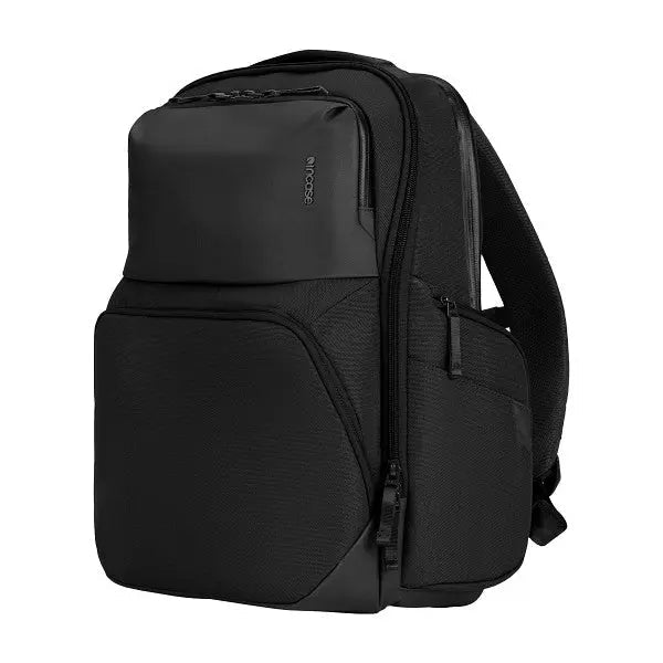 Incase City-Rucksack A.R.C. Commuter – mit Tabletfach, rPET-Polyester – Schwarz, 406,4 × 482,6 × 127 mm