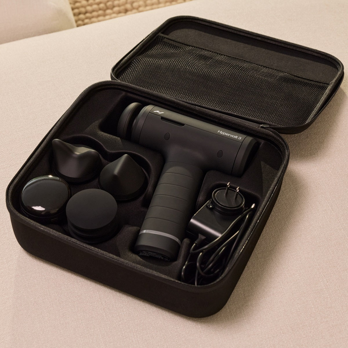 HyperIce Massagepistole Hypervolt 3 – Perkussionsmassage, 5 Stufen, mit Wärmefunktion – Akku