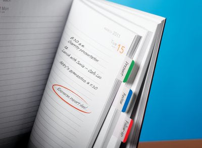 Post-it Indexstreifen Strong – 25,4×38 mm – sortiert (grün, blau, rot), 3×22 Stück, mit Dispenser