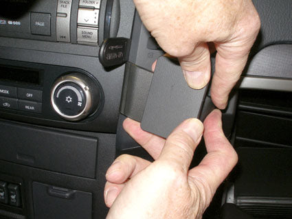 Brodit ProClip Montageplatte, Auto – für Mitsubishi Pajero 2007–2019 – Schwarz