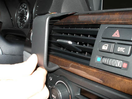 Brodit ProClip – Auto-Halterung – für Modelle mit werkseitiger Navigation und Holzdekor