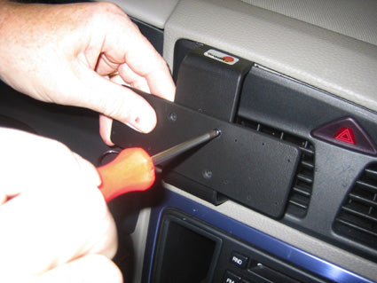 Brodit Montageplattenverlängerung – Spezialzubehör – AMPS vorgebohrt, 155 × 50 × 5 mm, Schwarz