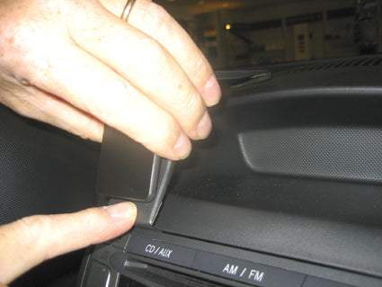 Brodit ProClip – Auto-Halterung – für Toyota Aygo (2006), Peugeot 107, Citroën C1 – Schwarz