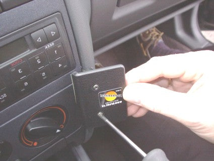 Brodit ProClip Montageplatte – für Armaturenbrett