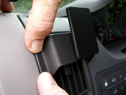 Brodit Montageplatte ProClip – für Citroen Jumper 07–17, Fiat Ducato 07–17, Peugeot Boxer 07–17 – Schwarz