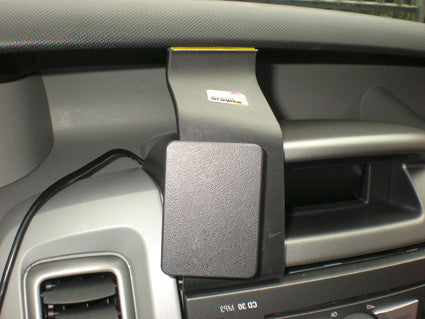 Brodit Montagehalterung für Nissan Primastar 02–10, Opel Vivaro 02–10, Renault Trafic 02–10, schwarz