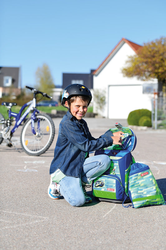 Step by Step Schulrucksack-Set Space Neon – 5-teilig – Star Catcher Juno – recycelter Bestandteil