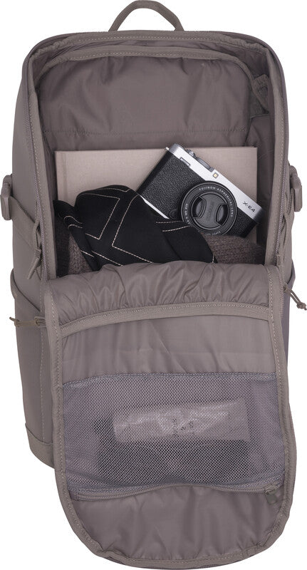 Beckmann Street Go – Notebook-Rucksack – für 16"-Notebook, 26 l, rPET, grau, USB-Buchse