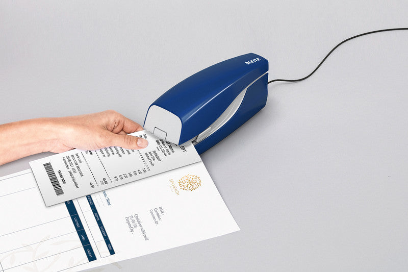 Leitz 5533 – Elektrischer Hefter, 20 Blatt, für e2, Flat-Clinch, Einlegetiefe 20 mm, Blau