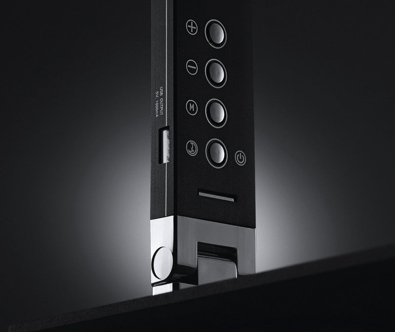 Hansa LED Tischleuchte Magic Plus – Qi & USB, 5-stufig dimmbar – 3000–6000 K – 500 lm 10 W – schwarzes Aluminium