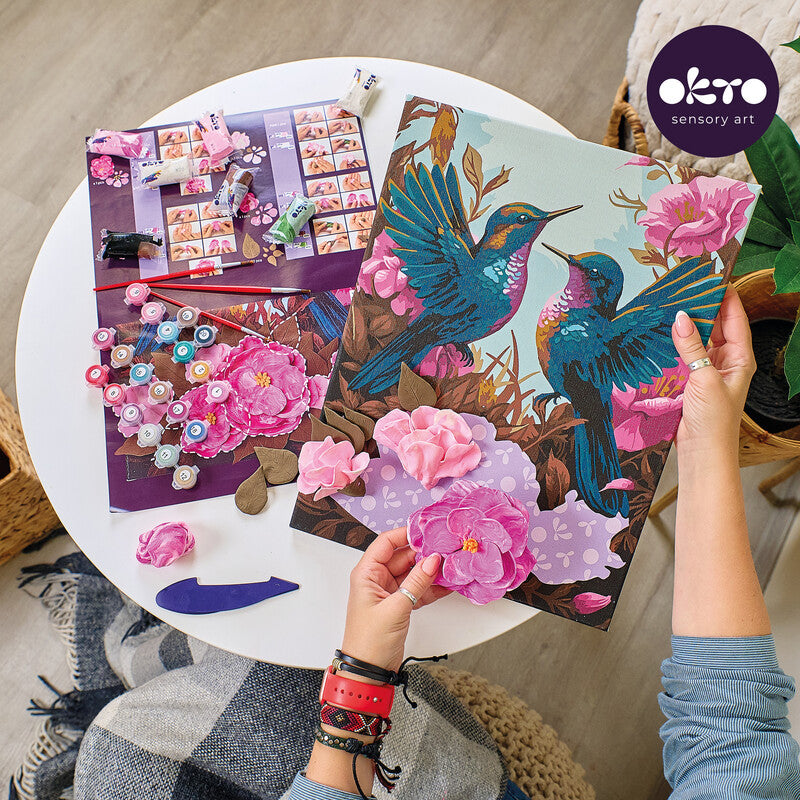 Okto Sensory Art – Modellier- und Malset Air Clay 3D – Eleganter Kolibri – ab 14 Jahren – 400 × 300 mm