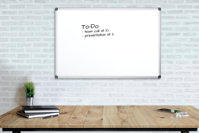 Q-connect Whiteboard – 120 × 90 cm, Emaille, magnetisch, Aluminiumrahmen, Wandmontage