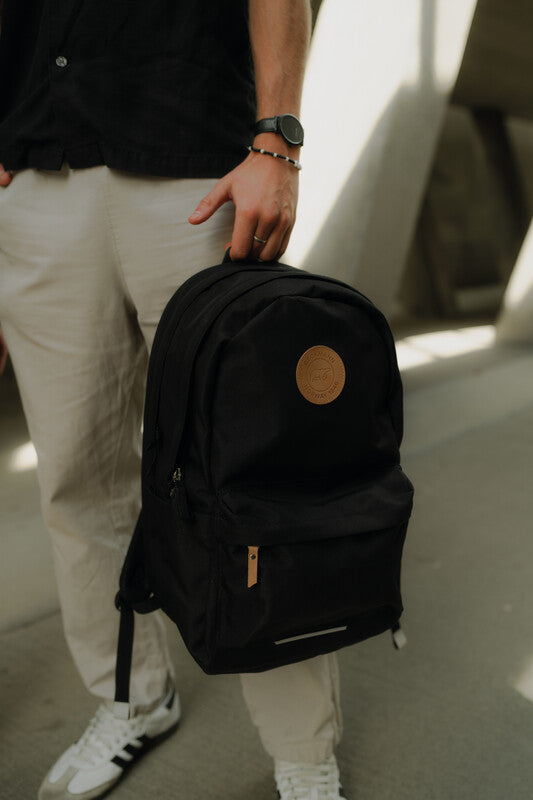 Beckmann Rucksack City – Dusty Black – 30 l – 31,0×47,0×24,0 cm – aus recycelten PET-Flaschen (rPET)