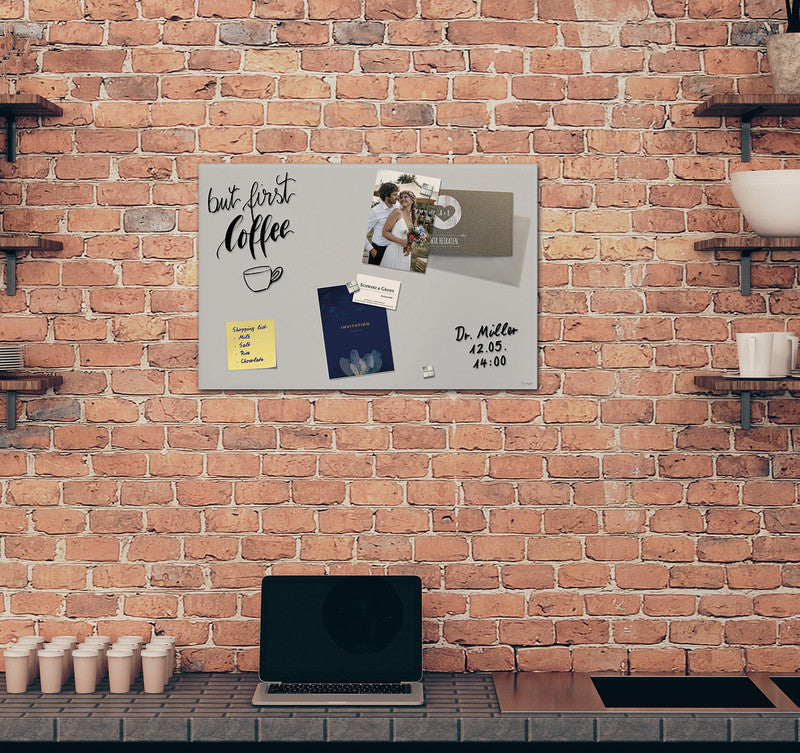 Sigel Whiteboard – 60 × 40 cm, Glas, magnetisch, Wandmontage, inkl. SuperDym-Magnetwürfel, Montagesatz