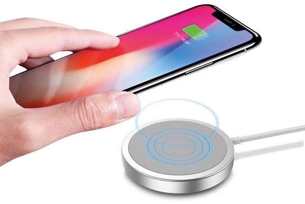Noname RJT Ladegerät – 7,5–15 W, 1× USB-C, MagSafe – für iPhone 12 Serie, Android (Qi)