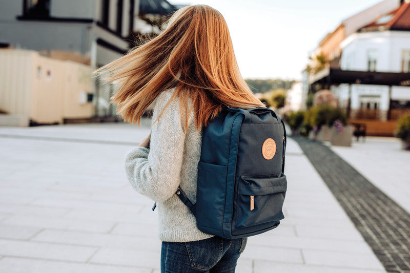 Beckmann City Light – Freizeit-Rucksack – für 13"-Notebook, 20 l, rPET, dunkelblau
