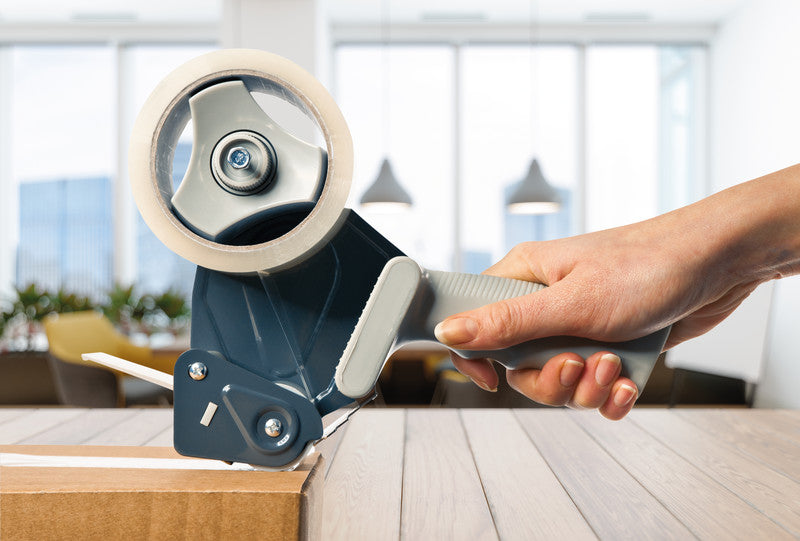 Q-Connect Verpackungsbandabroller – für Rollenbreite bis 50 mm, für Bandlänge bis 66 m, mit Bremse