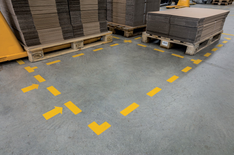 Durable Sicherheitskennzeichen (Bodenmarkierung) Strich – 50×150×0,7 mm, Kunststoff, Gelb, selbstklebend