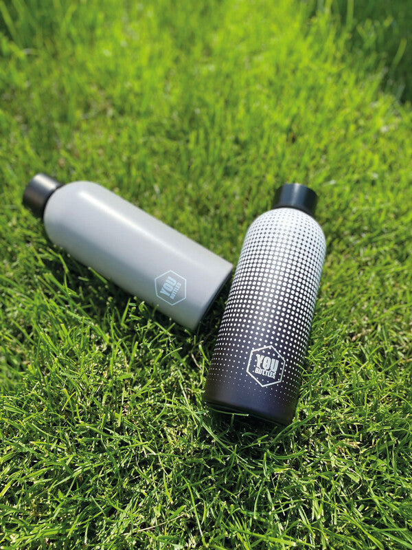 Youbottles Trinkflasche Dual – 5 dl – Edelstahl, isoliert, Schraubverschluss – Geometrisch Schwarz & Weiss