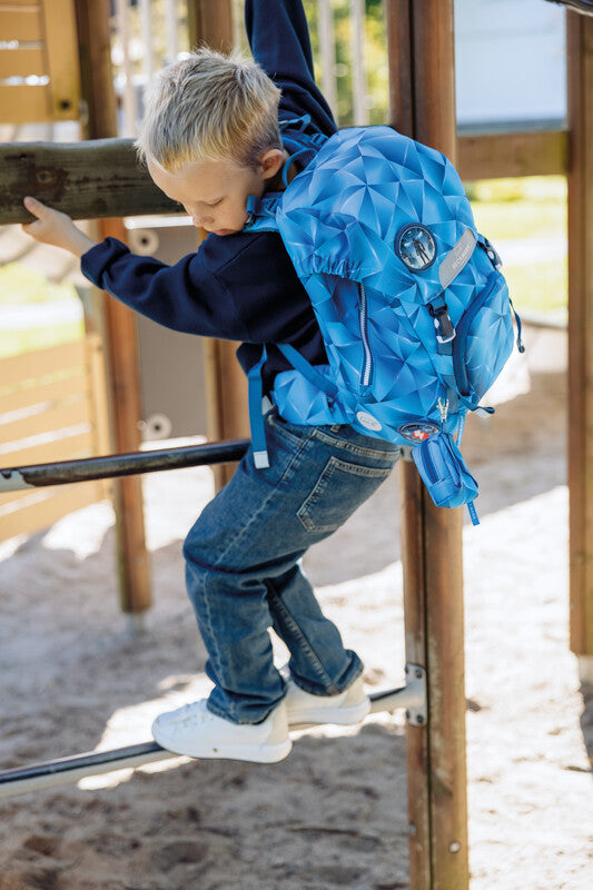 Beckmann Classic Schulrucksack 1st – Blue Lightning – 22 l – aus recycelten PET-Flaschen