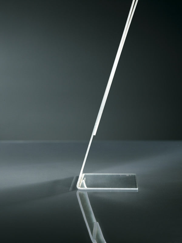 Sigel Tischaufsteller – für A5 hoch, transparent, Kunststoff, 150 × 65 × 215 mm