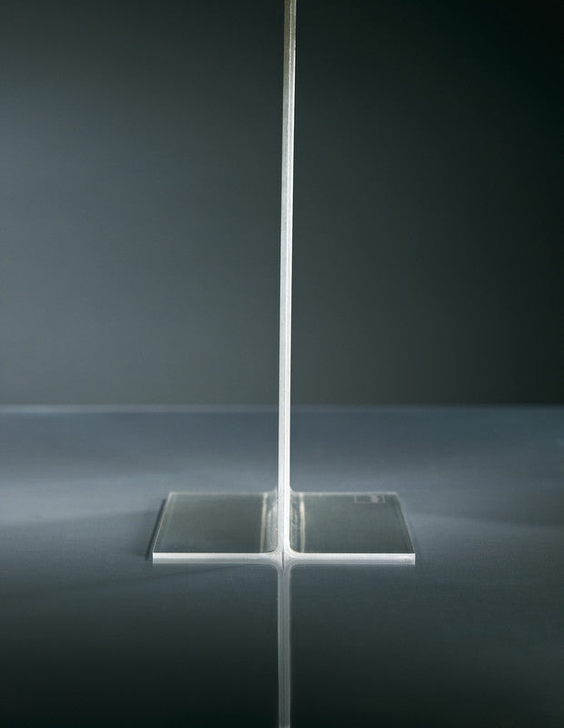 Sigel Tischaufsteller – für A5 hoch, transparent, Kunststoff, 150×53×215 mm