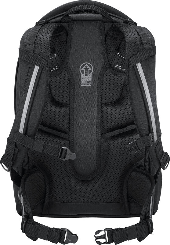 Coocazoo Rucksack Porter – schwarz – 35 l – B 30,0 × H 46,0 × T 23,5 cm – aus 100% recycelten PET-Flaschen