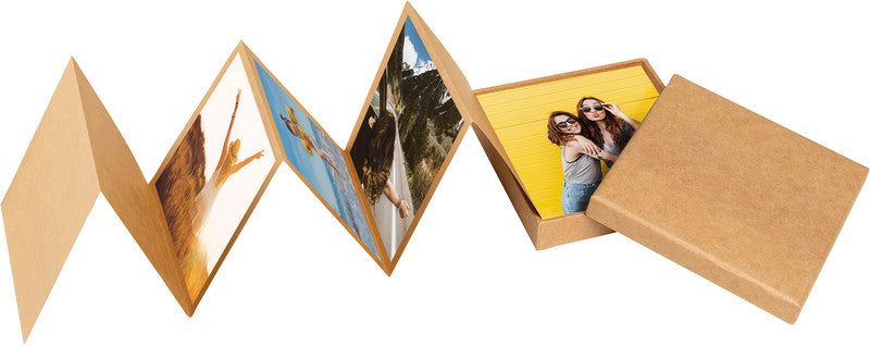 Walther Leporello-Fotoalbum Pimp 'N Create – für 100 × 100 mm, 11 Fotos, Kraft, mit Aufsteller, Karton