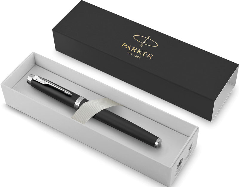 Parker IM Essential – Federspitze M – für Rechts- & Linkshänder – Schwarz, Blau – Patronen