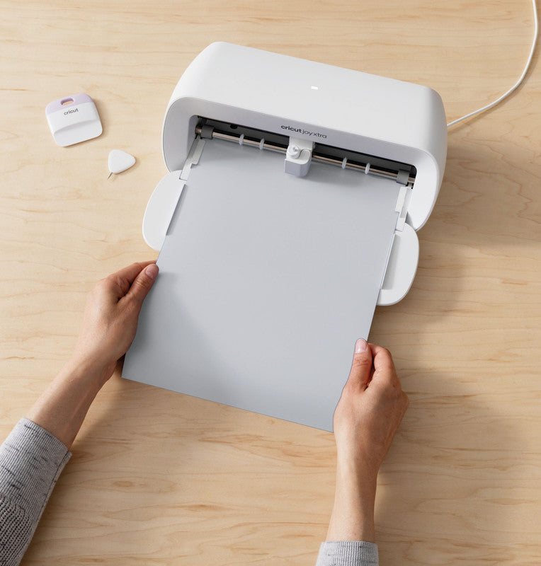 Cricut Vinylfolie matt-metallic, selbstklebend – Silber – 24,1 × 91,4 cm – für JOY Xtra Schneideplotter