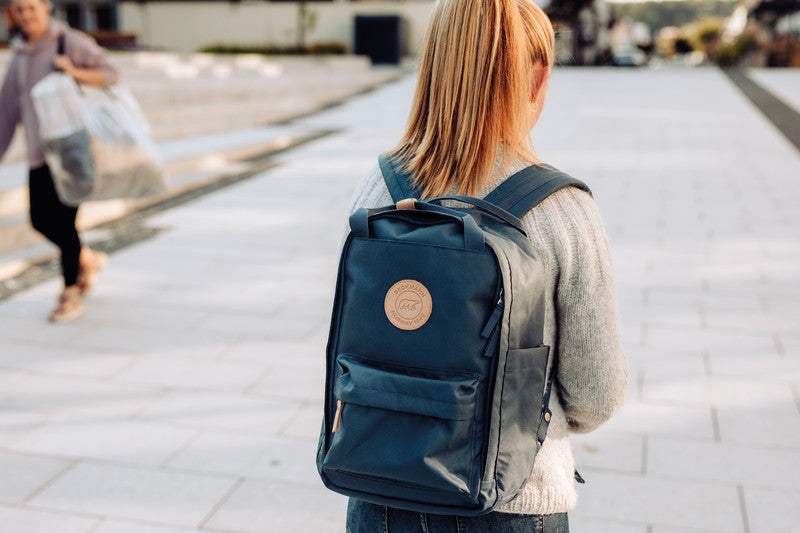 Beckmann City Light – Freizeit-Rucksack – für 13"-Notebook, 20 l, rPET, dunkelblau