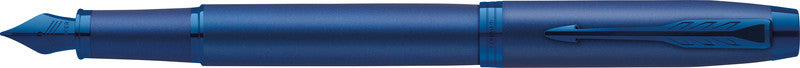Parker IM Monochrome – Mittlere Feder – für Rechts- & Linkshänder – Blau – Patronen