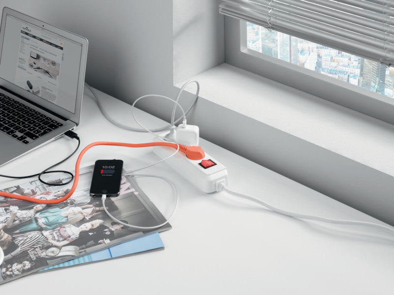 Durable Kabelbox Box S – 246 × 128 mm, Kunststoff, Grau, rutschfeste Gummifüsse, für 3fach-Steckdosenleiste