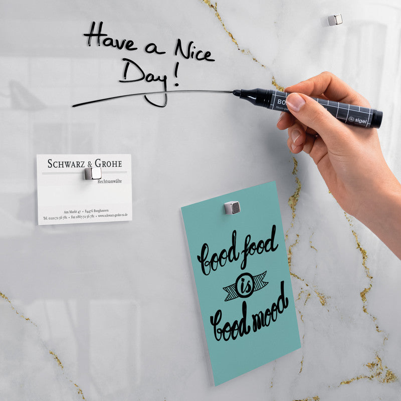 Sigel Whiteboard – 91 × 46 cm, Glas, magnetisch, Wandmontage, inkl. Magnetwürfel, Montagesatz