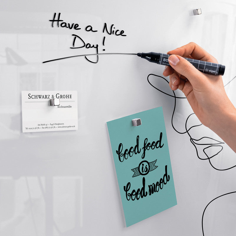 Sigel Whiteboard – 60 × 40 cm, Glas, magnetisch, Wandmontage, inkl. Magnetwürfel, Montagesatz