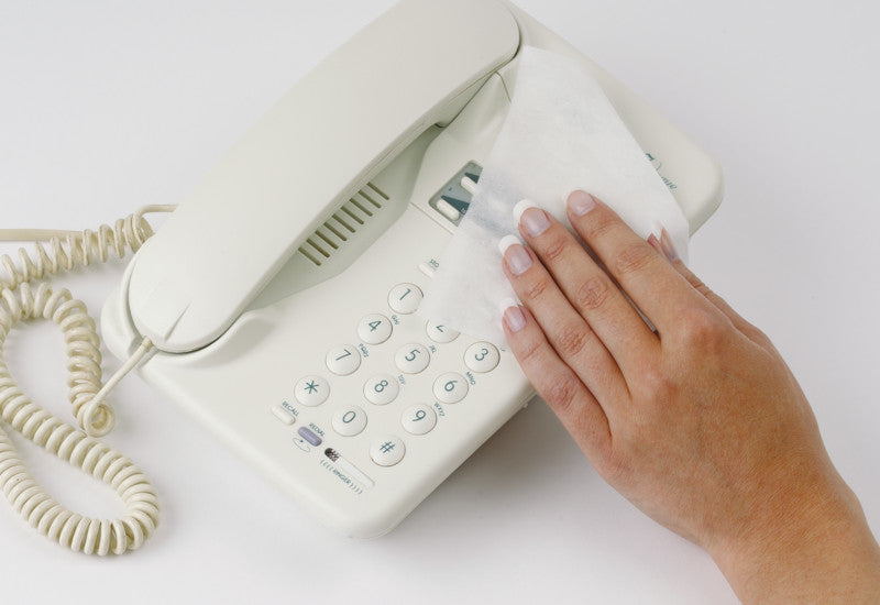 Q-CONNECT Reinigungstücher, alkoholfrei, feucht – für Bildschirme und Tastaturen, 100 Stk.