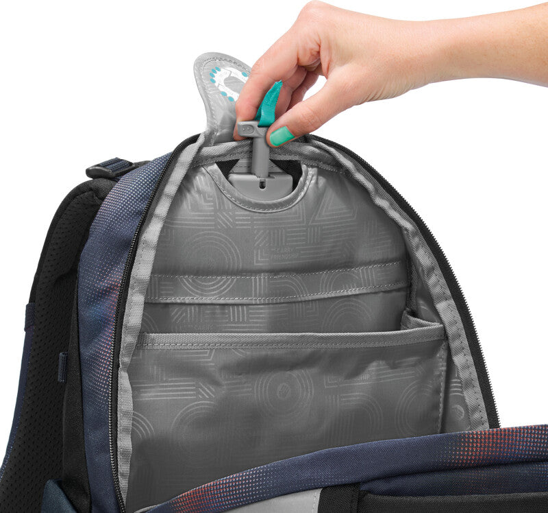 Coocazoo Rucksack Mate – Rainbow Illusion – 30 l, B 30,0 × H 46,0 × T 23,0 cm