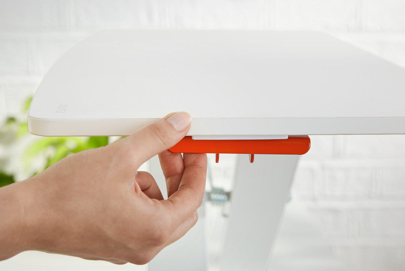 Leitz Stehtisch – 35 × 70 × 4,8–31 cm – Grau – Höhenverstellbar