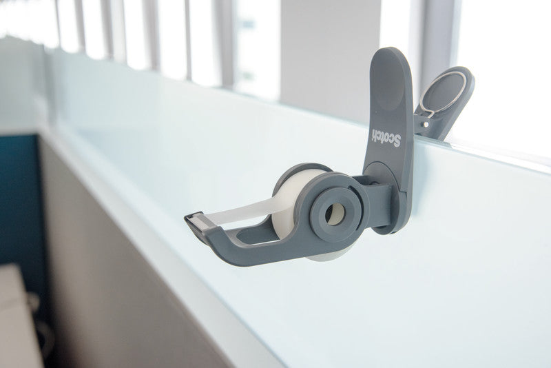 3M Scotch Tischabroller Clip & Twist – für Rollenbreite bis 19 mm, für Bandlänge bis 33 m, für Kern 1"