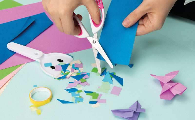 Fonzell Kinderschere – Abgerundete Spitzen, für Rechts- und Linkshänder, Softgrip, Kunststoff, Weiss/Pink