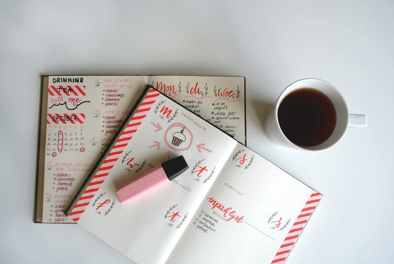 Colop Little NIO Rundstempel – Bullet Journal, selbstfärbend, 10 Motive, Ø 17 mm, Kissen grau