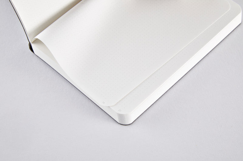 nuuna Notizbuch Shiny Starlet S, A6, 176 Seiten – Silber
