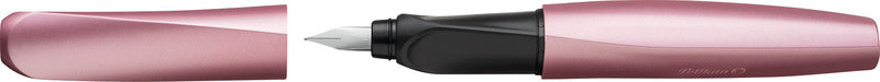 Pelikan Twist Girly Rose – Federspitze M – für Rechts- & Linkshänder – Rosa, Blau – Patronen