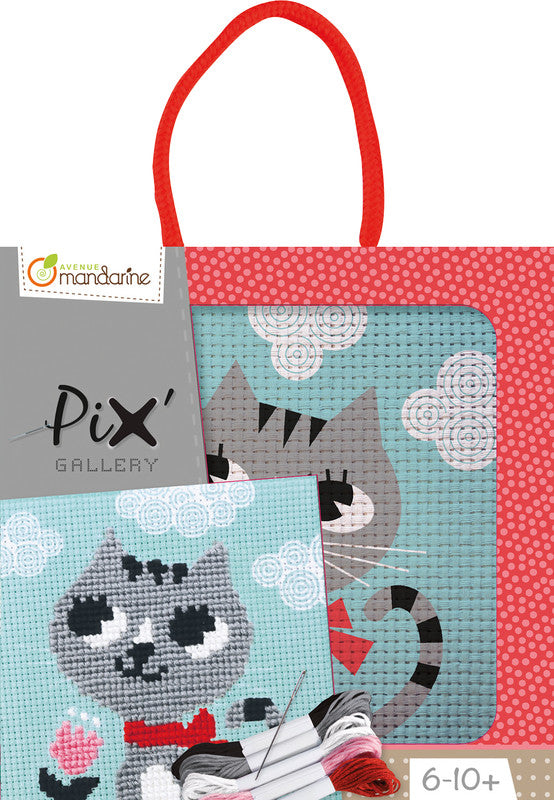 Avenue Mandarine – Kreuzstich Bastelset Katze – 6–10 Jahre – 5 Nähgarne – 140 × 140 × 20 mm