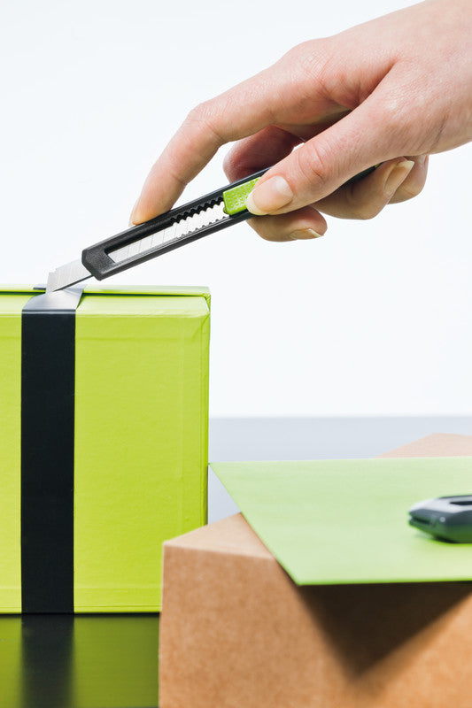 Q-CONNECT Cutter – 9 mm, Klingenarretierung, für Linkshänder geeignet, inkl. 1 Klinge